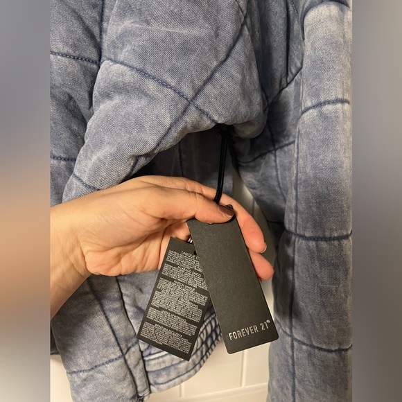 Sold - Forever 21 quilted jacket - Picture 5 of 5